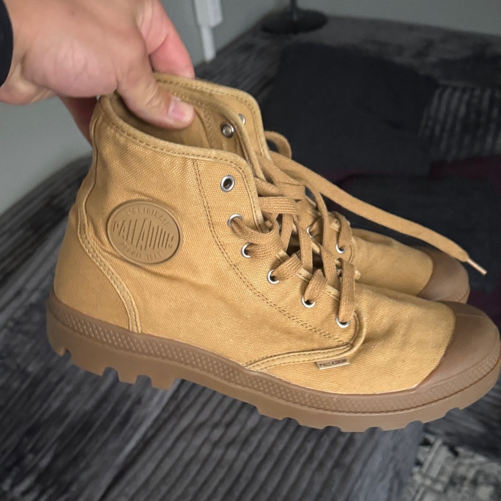 Palladium Men's Brown Canvas Boots